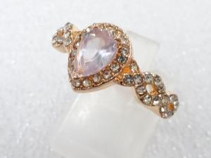 クリスタル　指輪(18号)